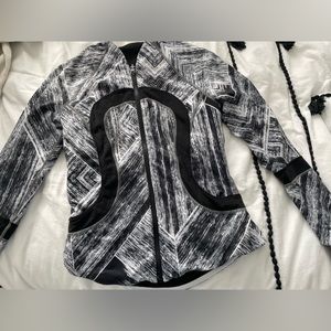 Lululemon vintage define jacket.